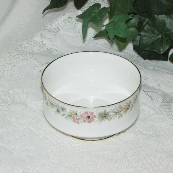 Paragon Fine Bone China Belinda Large Open Sugar or Sauce Bowl Vintage - Picture 4 of 6